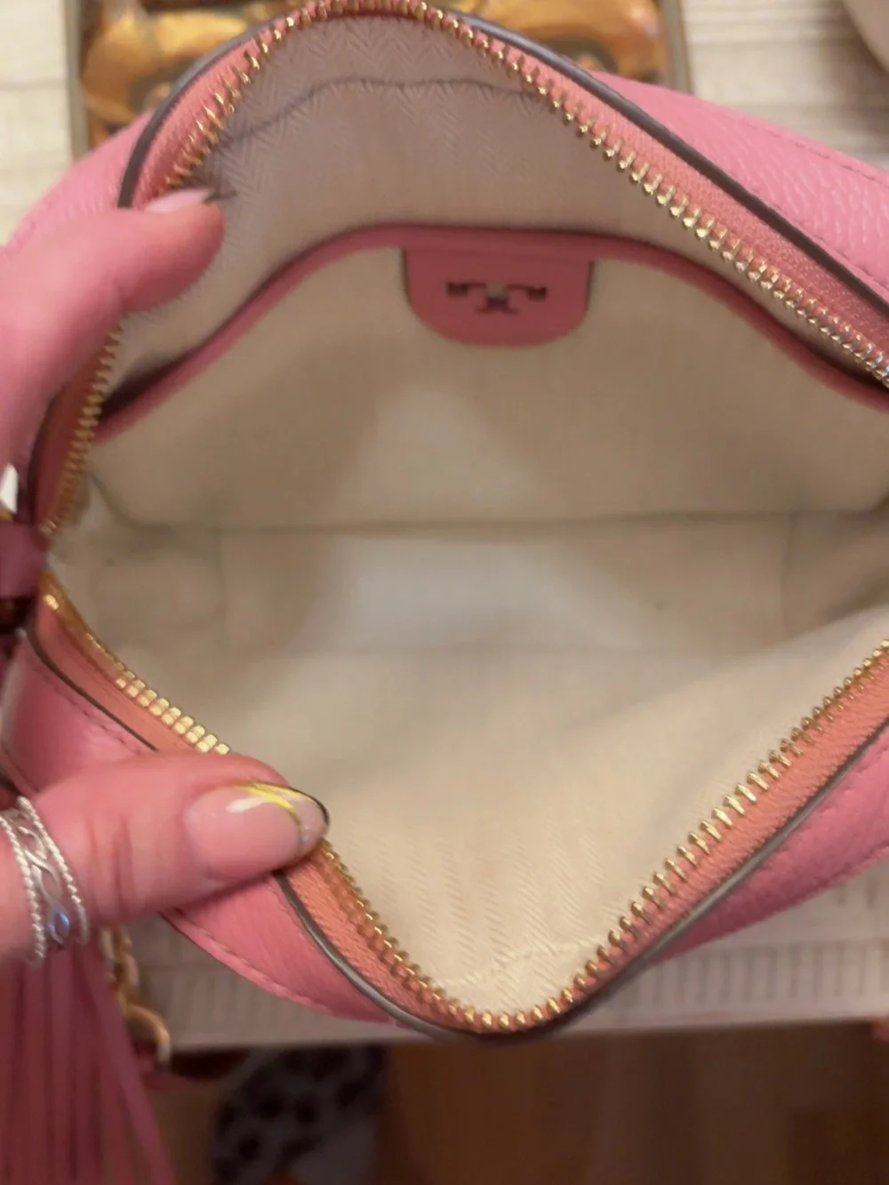Like New ~ Tory Burch Dusty Rose Pebbled Leather Crossbody Camera Bag